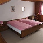 Otel Simmental 2*