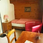 Simmental Otel 2*