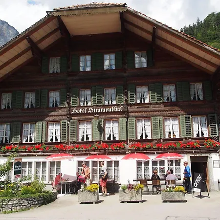 Simmental Отель 2*